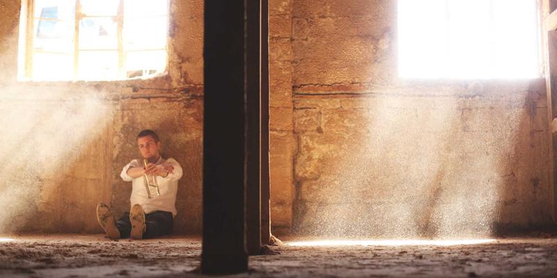 《星辰天下》如何用AI动态难度调整，打造千人千面的游戏账号体验？