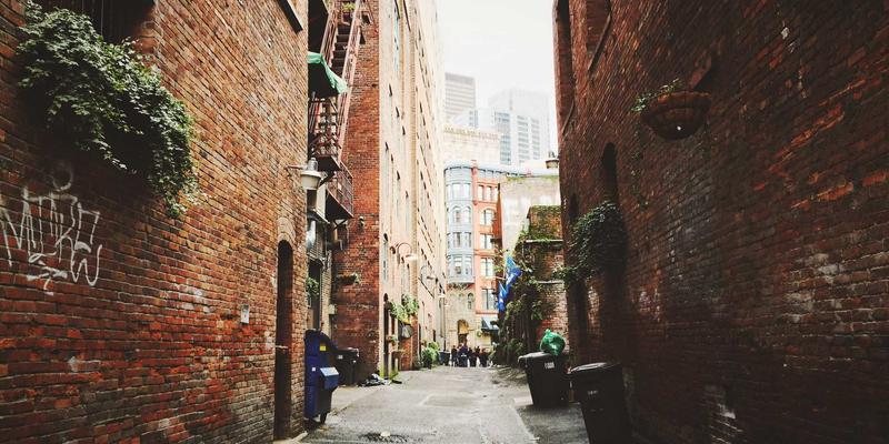 《星辰天下》游戏账号与游戏币全解析：安全交易与价值提升指南