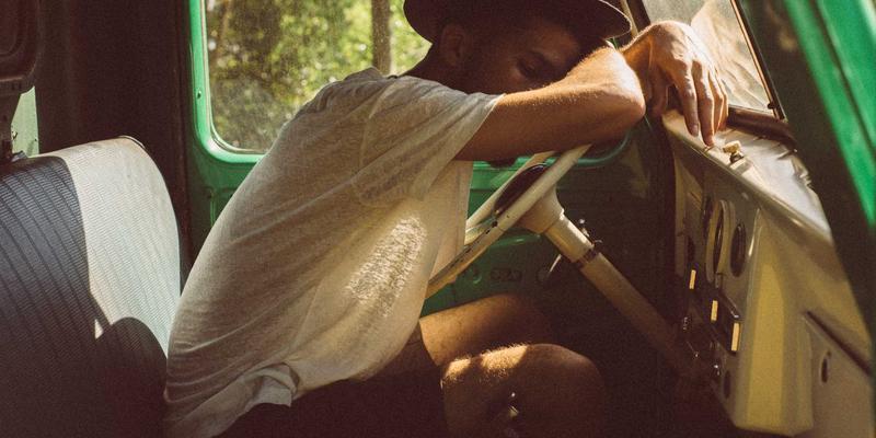 网络游戏虚拟交易指南：游戏账号买卖的机遇、风险与安全策略